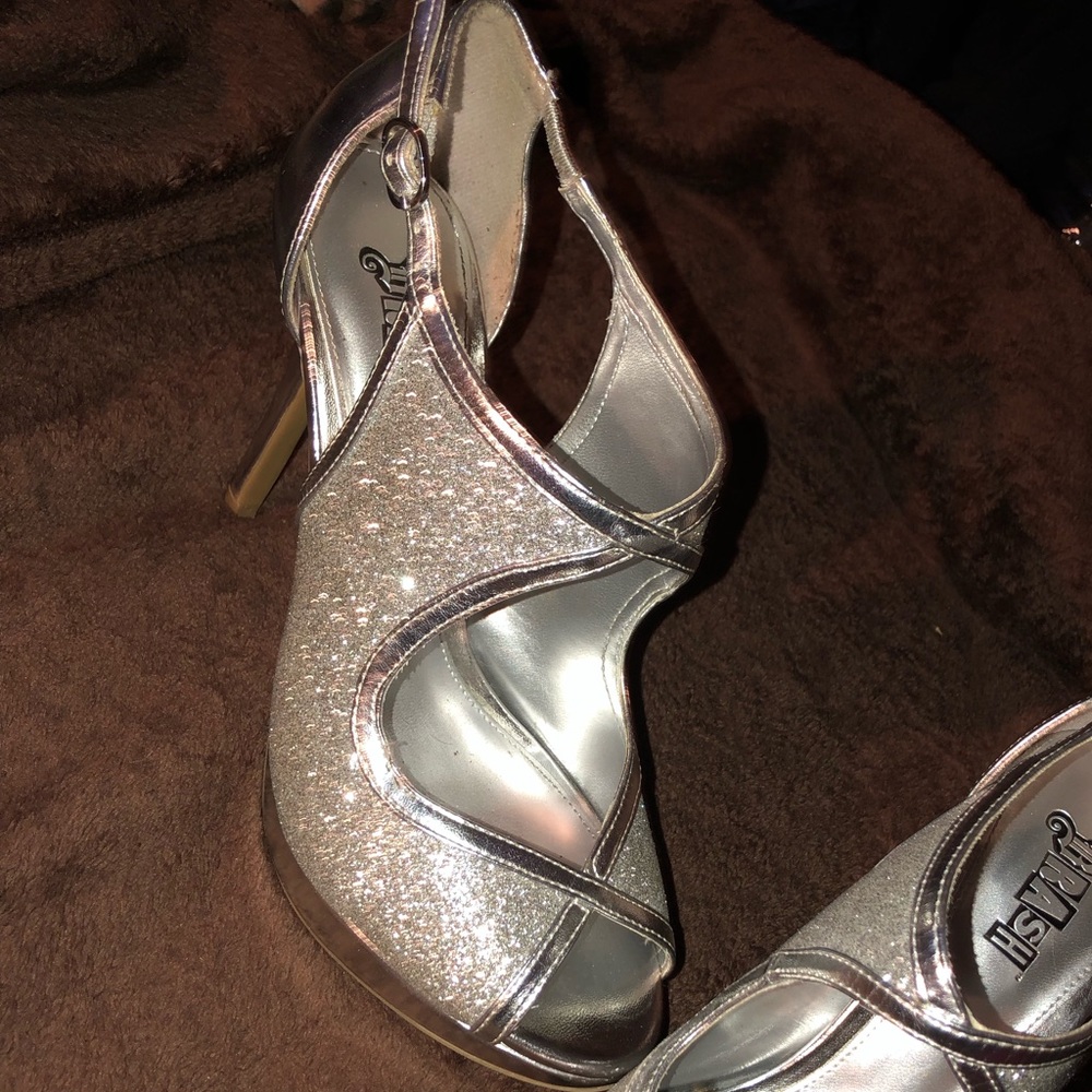Silver sparking Heels
